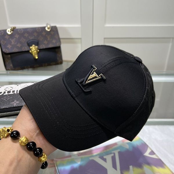 【スポーティスタイル】ルイヴィトン LV シグネチャー キャップ 偽物 M7282M